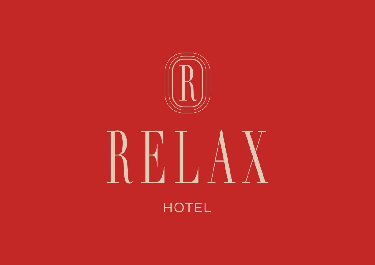 Relax Hotel باليوخورا المظهر الخارجي الصورة